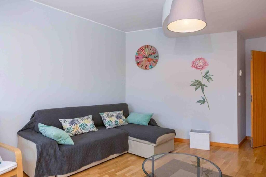 Admirable 1 Bedroom Marina View Apt. *