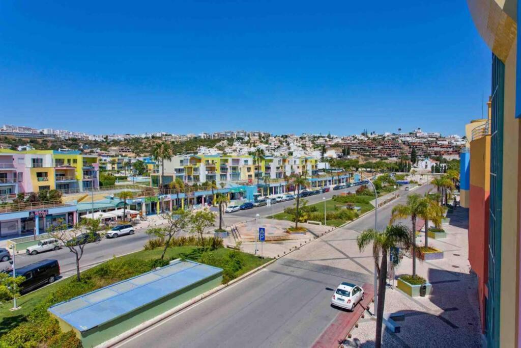 Apartment Admirable 1 Bedroom Marina View Apt. *